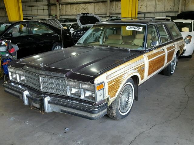 FH45G9G208846 - 1979 CHRYSLER LE BARON BROWN photo 2