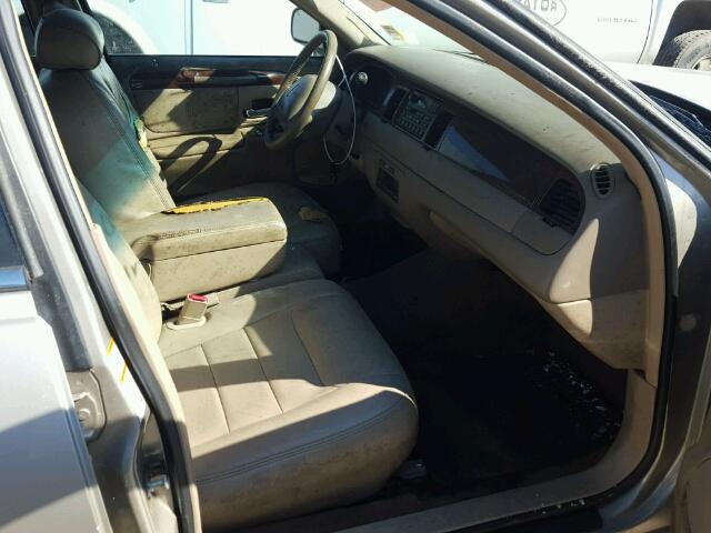 1LNHM81W9YY936412 - 2000 LINCOLN TOWN CAR E TAN photo 5