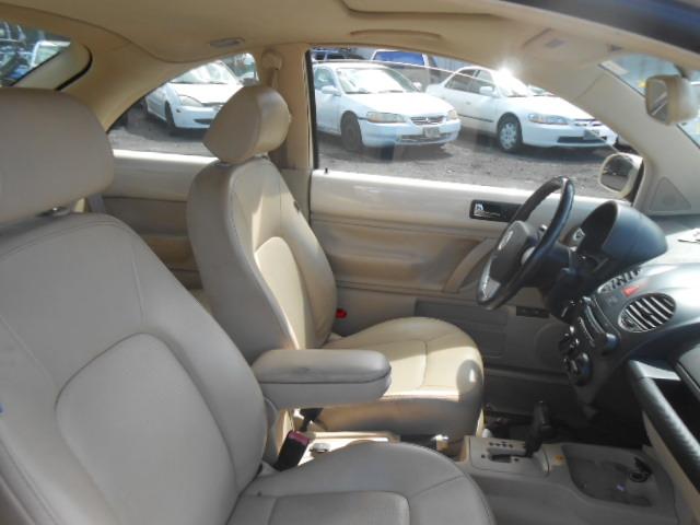 3VWRW31C89M503606 - 2009 VOLKSWAGEN NEW BEETLE 奶油色 照片 5