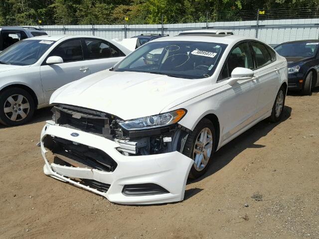 1FA6P0H73G5106176 - 2016 FORD FUSION SE WHITE photo 2