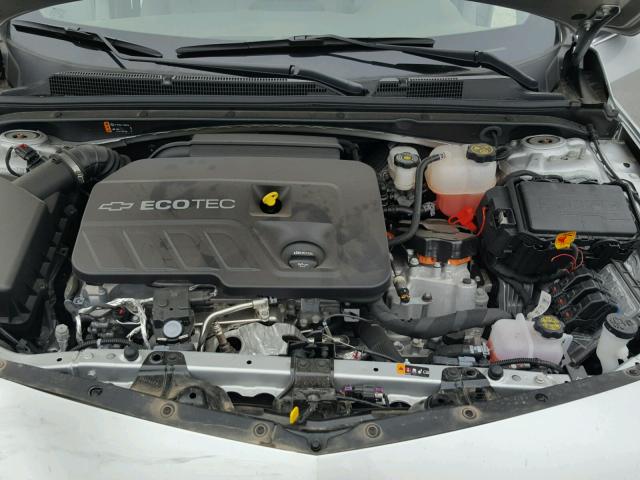 1G1ZF5SUXJF178881 - 2018 CHEVROLET MALIBU HYB SILVER photo 7