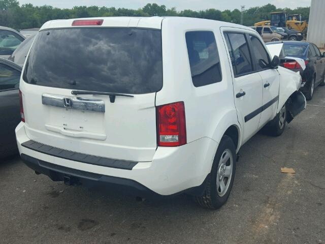 5FNYF4H23CB022563 - 2012 HONDA PILOT LX WHITE photo 4