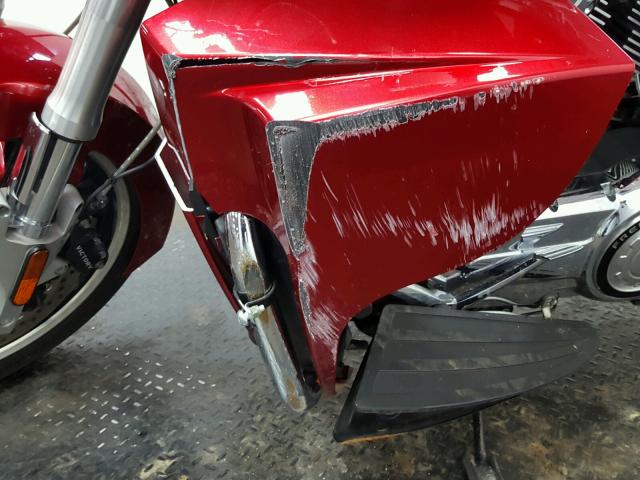 5VPTW36N2C3010730 - 2012 VICTORY MOTORCYCLES CROSS COUN RED photo 15