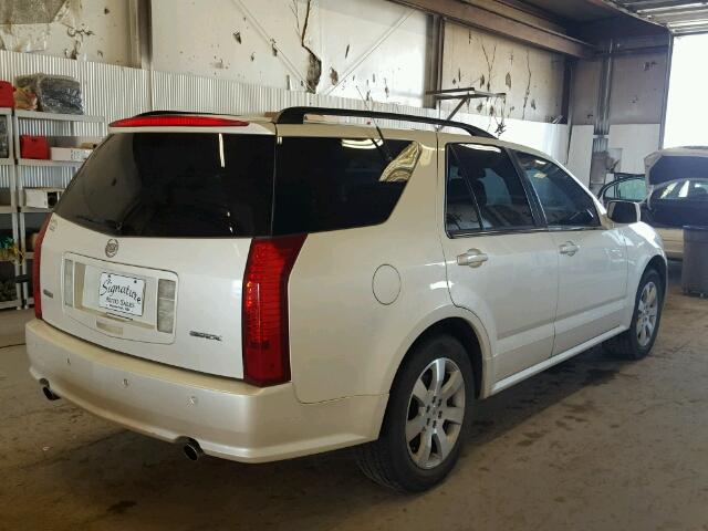 1GYDE63A140120934 - 2004 CADILLAC SRX WHITE photo 4