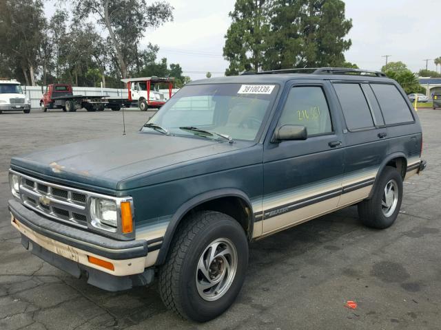 1GNDT13W4R2116681 - 1994 CHEVROLET BLAZER S10 GREEN photo 2