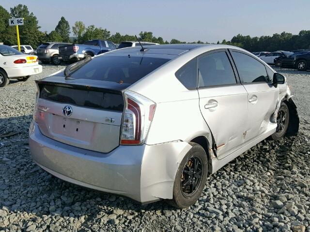 JTDKN3DU5E1801470 - 2014 TOYOTA PRIUS SILVER photo 4