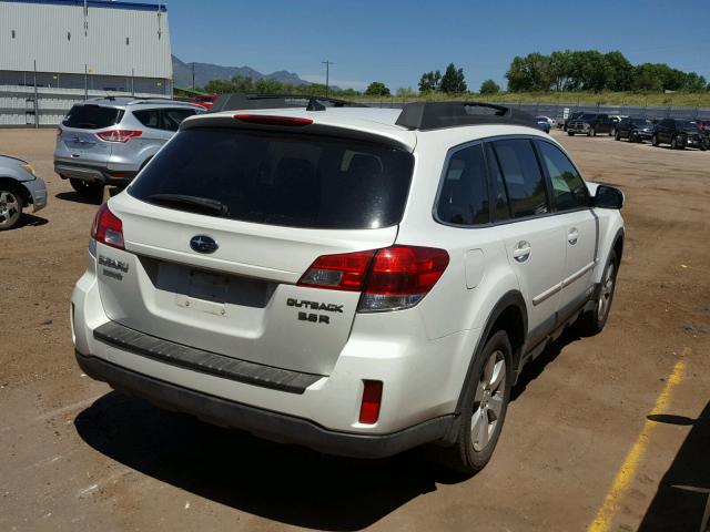 4S4BRDKC6B2379327 - 2011 SUBARU OUTBACK 3. WHITE photo 4