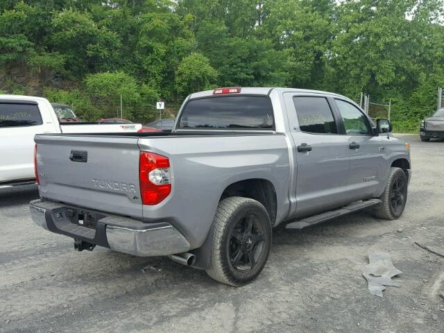 5TFDW5F15HX608936 - 2017 TOYOTA TUNDRA CRE SILVER photo 4