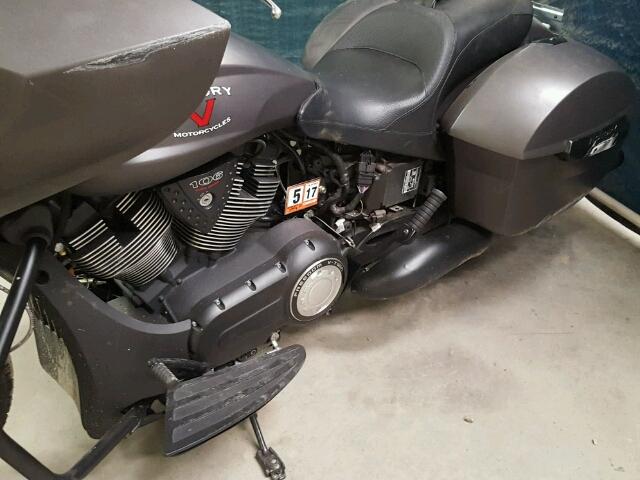5VPDB36N2E3031077 - 2014 VICTORY MOTORCYCLES CROSS COUN Gris foto 9