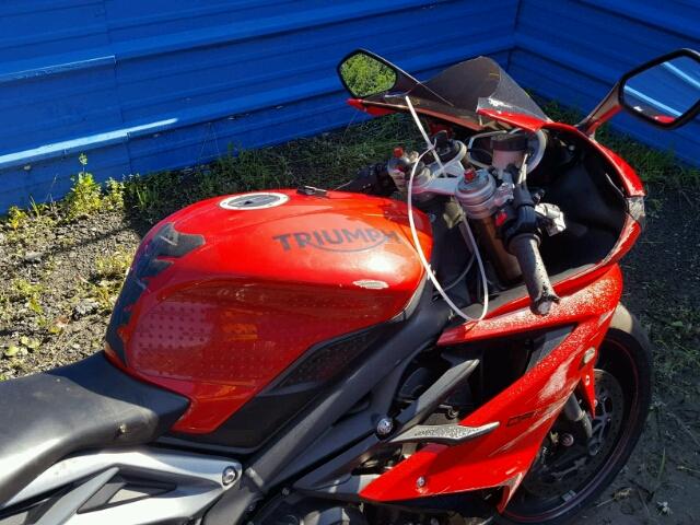SMTA01YKXFJ681689 - 2015 TRIUMPH MOTORCYCLE DAYTONA 67 RED photo 5