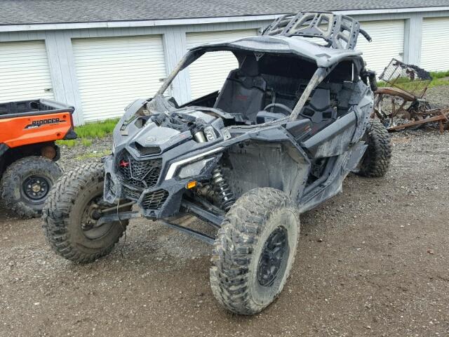 3JBVXAW25HK001975 - 2017 CAN-AM MAVERICK X BLACK photo 2