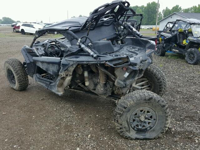 3JBVXAW25HK001975 - 2017 CAN-AM MAVERICK X BLACK photo 3