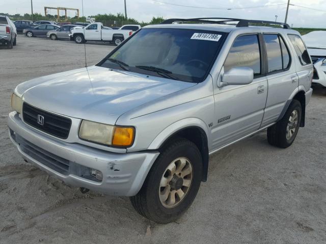 4S6CK58W6X4408392 - 1999 HONDA PASSPORT E SILVER photo 2