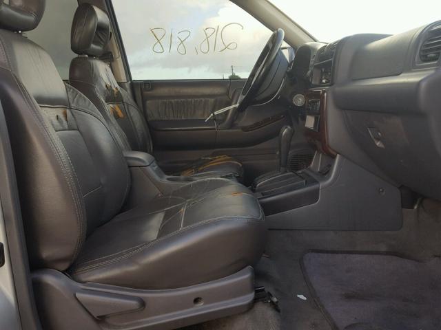 4S6CK58W6X4408392 - 1999 HONDA PASSPORT E SILVER photo 5