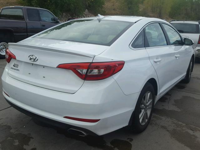 5NPE24AF2FH179969 - 2015 HYUNDAI SONATA SE WHITE photo 4