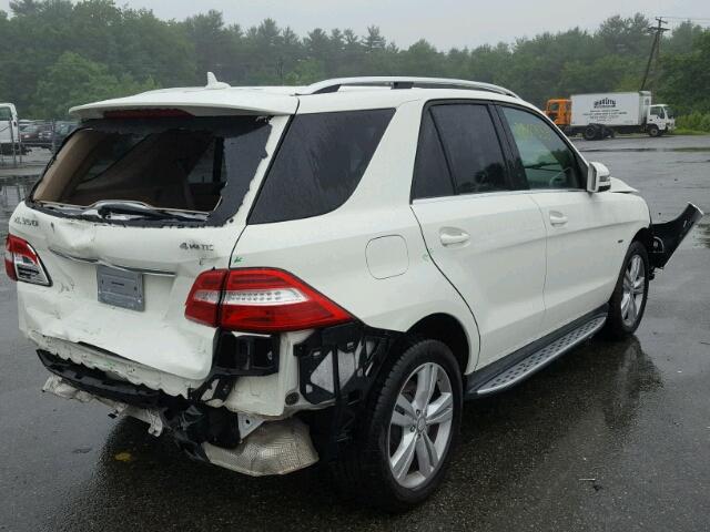 4JGDA5HB1CA024254 - 2012 MERCEDES-BENZ ML 350 4MA WHITE photo 4