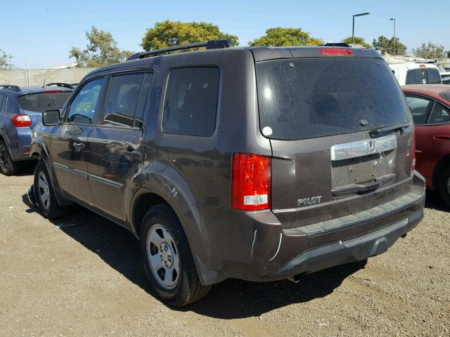 5FNYF3H28CB001010 - 2012 HONDA PILOT LX BROWN photo 3