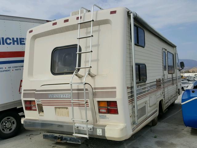 1GBJP37W7H3326386 - 1987 CHEVROLET WINNEBAGO BEIGE photo 4