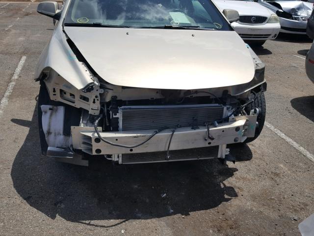 1G1ZC5EB3AF128164 - 2010 CHEVROLET MALIBU 1LT 金色 照片 9