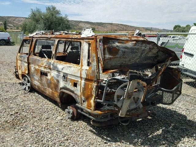 WV2YB0251LH048507 - 1990 VOLKSWAGEN VANAGON BURN photo 3