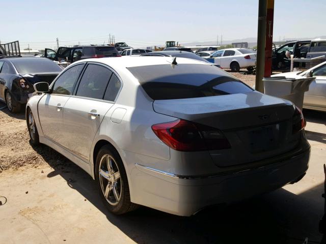 KMHGC4DF8CU167260 - 2012 HYUNDAI GENESIS 4. WHITE photo 3