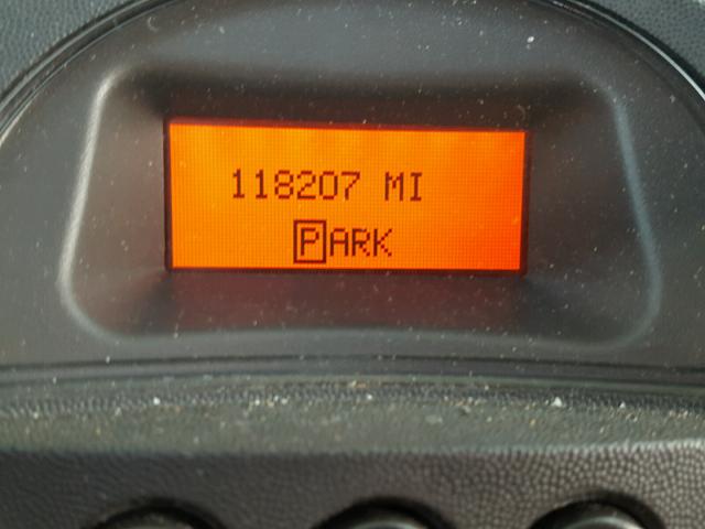 2G2WP552881152688 - 2008 PONTIAC GRAND PRIX GRAY photo 8