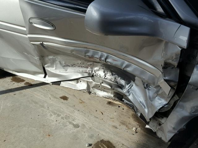 2G2WP552881152688 - 2008 PONTIAC GRAND PRIX GRAY photo 9