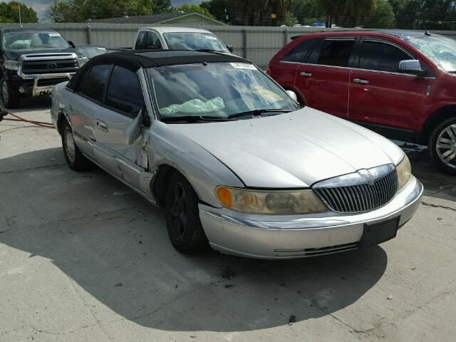 1LNFM97V6WY658433 - 1998 LINCOLN CONTINENTA SILVER photo 1