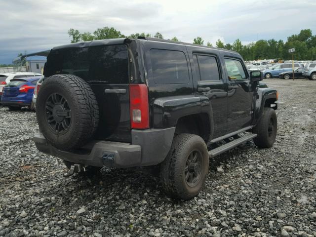 5GTDN136168281818 - 2006 HUMMER H3 BLACK photo 4