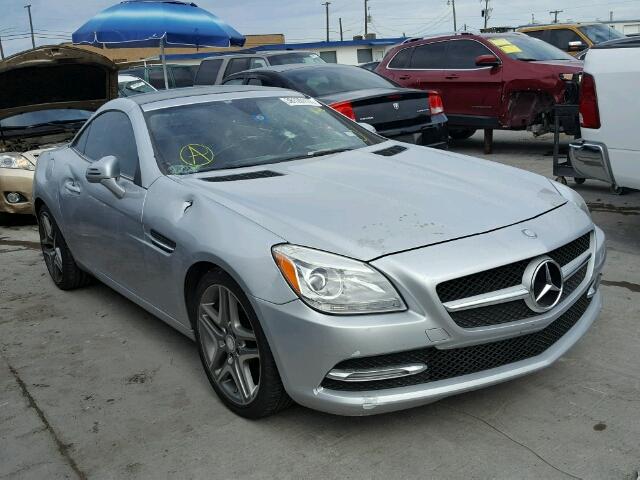 WDDPK4HA5DF069207 - 2013 MERCEDES-BENZ SLK 250 SILVER photo 1