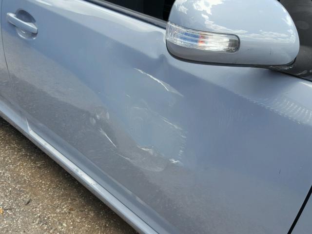 JTKJF5C71C3039006 - 2012 TOYOTA SCION TC 银色 照片 9