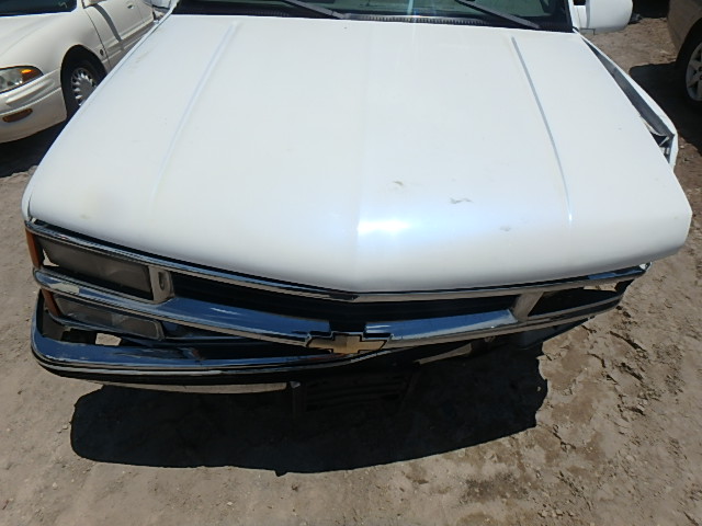 1GNEC13R5TJ406892 - 1996 CHEVROLET TAHOE C150 WHITE photo 7