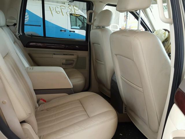 5LMEU68H94ZJ37181 - 2004 LINCOLN AVIATOR 米色 照片 6