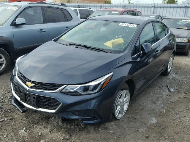 3G1BE5SM6HS594193 - 2017 CHEVROLET CRUZE LT GRAY photo 2