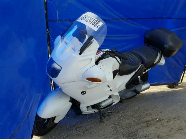 WB10418A9XZC65240 - 1999 BMW R1100 RT WHITE photo 2