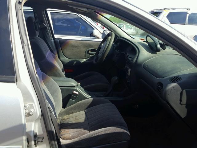 1G2WK52J32F265653 - 2002 PONTIAC GRAND PRIX SILVER photo 5