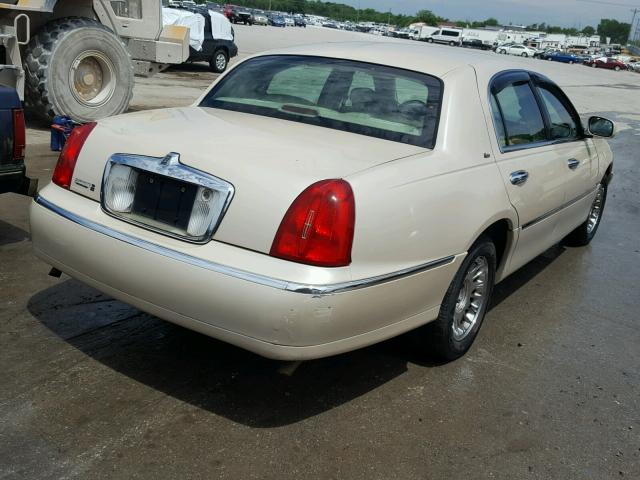 1LNHM83W21Y626640 - 2001 LINCOLN TOWN CAR C CREAM photo 4