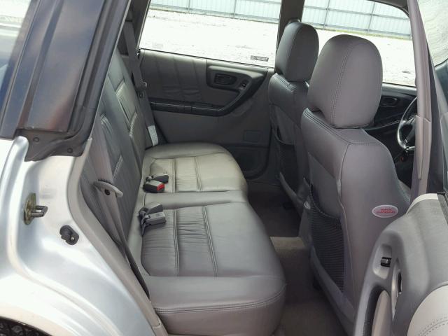 JF1SF65652H741651 - 2002 SUBARU FORESTER S ვერცხლისფერი ფოტო 6