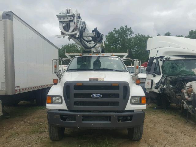 3FRXF75V49V116870 - 2009 FORD F750 SUPER WHITE photo 9