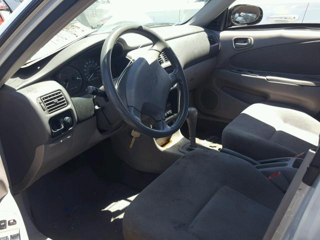 1Y1SK52881Z430757 - 2001 CHEVROLET GEO PRIZM 银色 照片 5