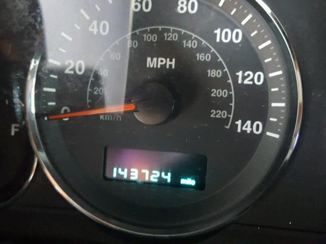 1J8HG48K86C209420 - 2006 JEEP COMMANDER შავი ფოტო 8