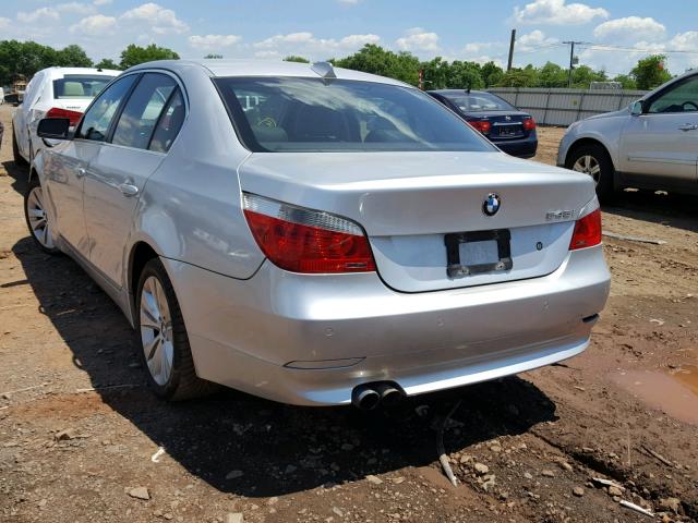 WBANB33585CN67925 - 2005 BMW 545 I GRAY photo 3