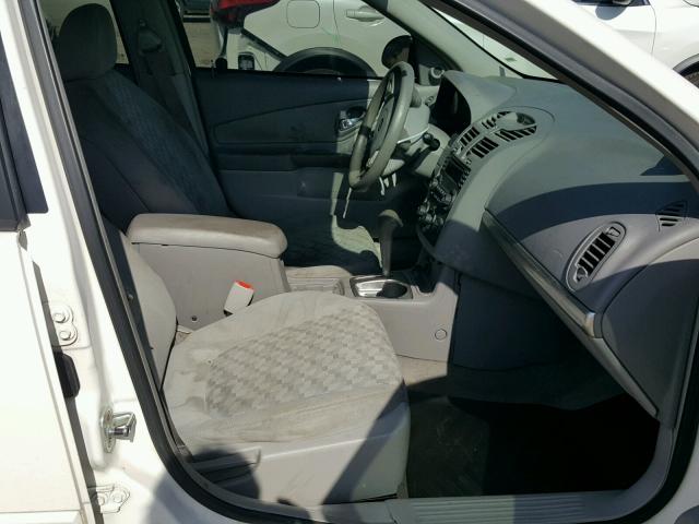 1G1ZT54895F114197 - 2005 CHEVROLET MALIBU LS WHITE photo 5