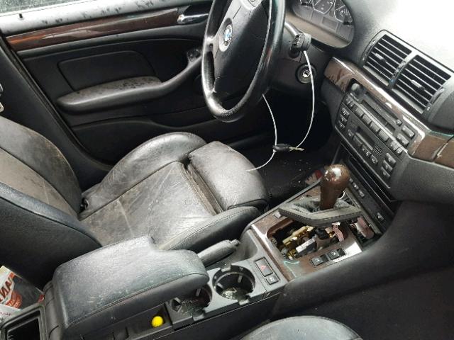 WBAEW53483PN30063 - 2003 BMW 330 XI SILVER photo 5