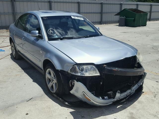 WVWRH63B04P054203 - 2004 VOLKSWAGEN PASSAT GLX 蓝色 照片 1