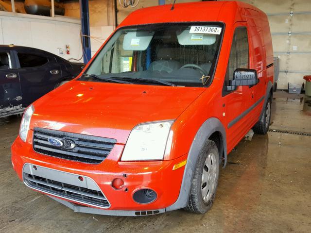 NM0LS7DN6BT050180 - 2011 FORD TRANSIT CO RED photo 2