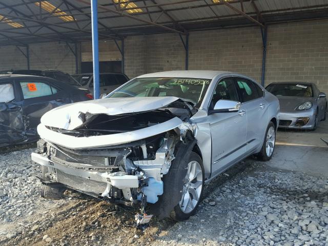 2G1125S32J9110535 - 2018 CHEVROLET IMPALA PRE 银色 照片 2