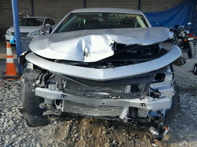 2G1125S32J9110535 - 2018 CHEVROLET IMPALA PRE 银色 照片 9