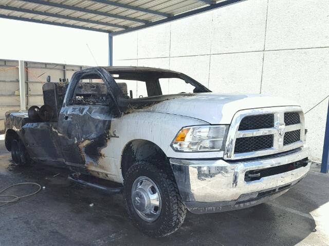 3C63RRAL4JG153078 - 2018 RAM 3500 ST WHITE photo 1