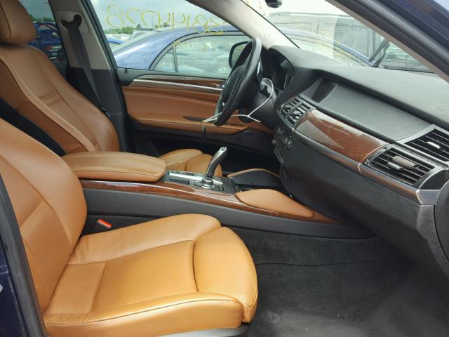 5UXFG2C54E0C45160 - 2014 BMW X6 XDRIVE3 BLUE photo 5